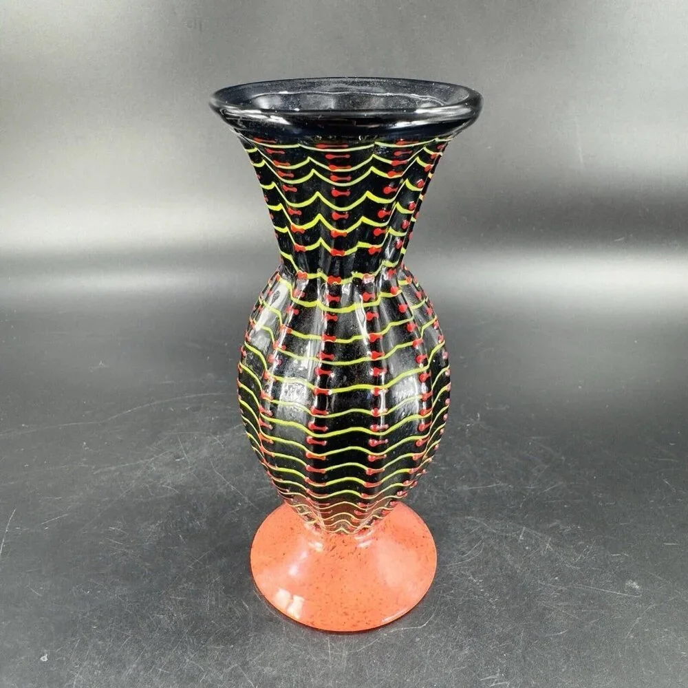Hand Blown Studio Art Glass Vase Halloween‎ Decor Artist Signed Red Black Spider